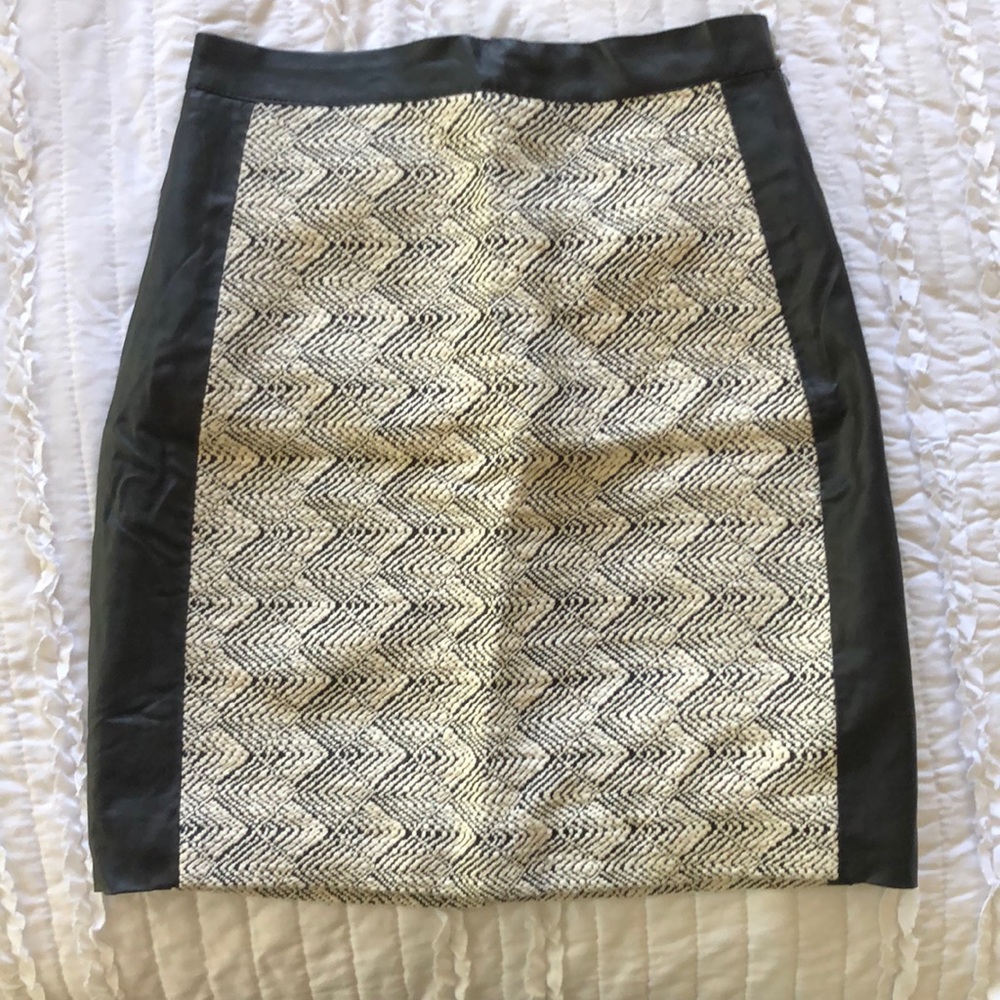 Pencil skirt